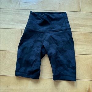 lululemon Align High Rise Short 6”